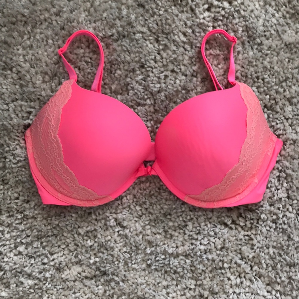 Pink Victoria’s Secret Bra 34DD